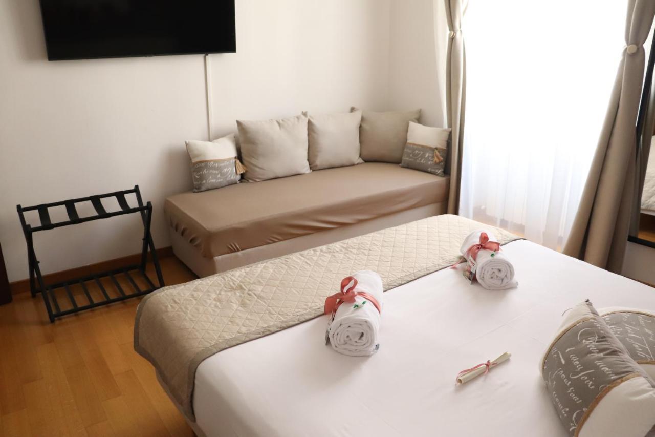 Couette-café Gaudium Colosseo 2*