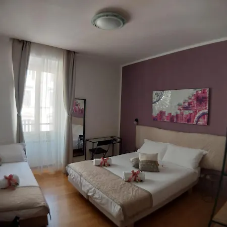 B&B Gaudium Colosseo Rome Buitenkant foto